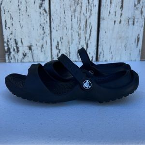 Crocs women’s size 8 sandals black. 
Great Condition!